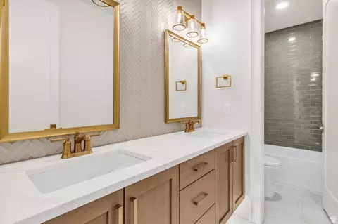 Bath - 1298 S 1090 E, Salem, UT 84653 photo 5 of 10