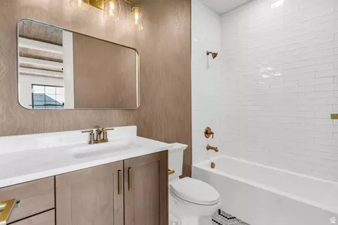 Bath - 1298 S 1090 E, Salem, UT 84653 photo 7 of 10