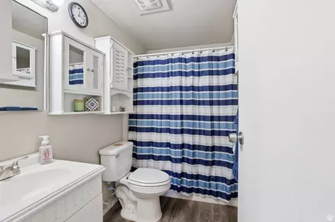 Bath - 708 E 1150 N, Ogden, UT 84404 photo 1 of 2