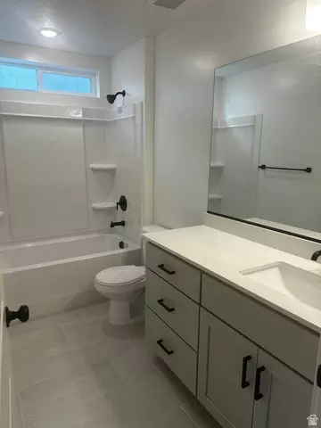 Bath - 15 S Lunar Way, Mapleton, UT 84664 photo 3 of 3