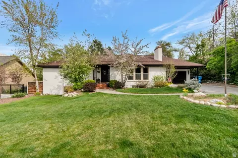 8329 S Escalante Dr, Sandy, UT 84093