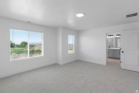 Bedroom - 2816 W Aurora Ave, Mapleton, UT 84664 photo 2 of 3
