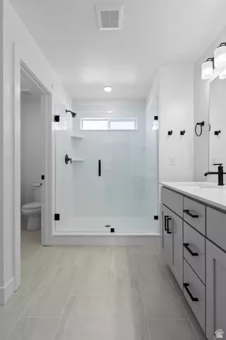 Bath - 2816 W Aurora Ave, Mapleton, UT 84664 photo 3 of 4