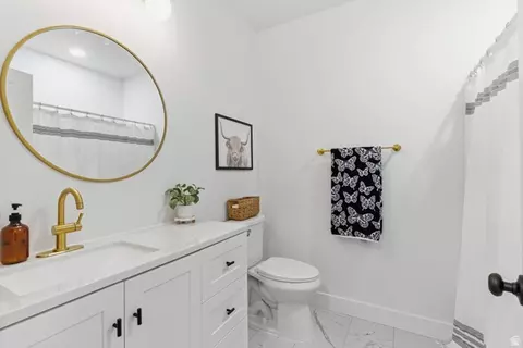 Bath - 596 S Meade St, Mapleton, UT 84664 photo 4 of 4