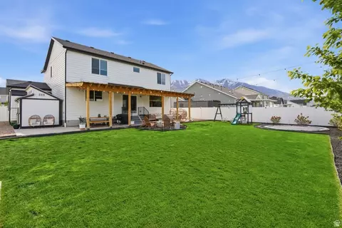 Exterior - 596 S Meade St, Mapleton, UT 84664 photo 10 of 16