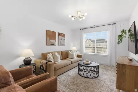 Living - 596 S Meade St, Mapleton, UT 84664 photo 3 of 3