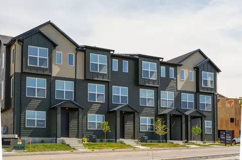 4046 S Sandridge Dr W #2, Roy, UT 84067