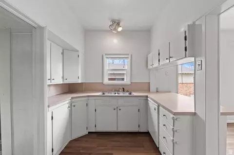 Kitchen - 180 S 300 E, Logan, UT 84321 photo 2 of 6