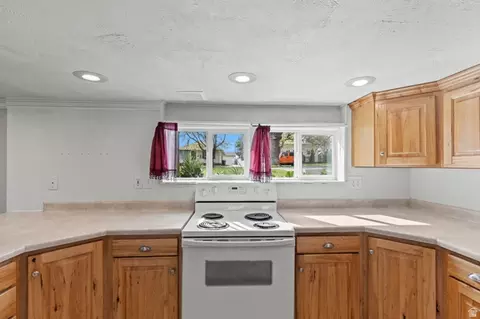Kitchen - 180 S 300 E, Logan, UT 84321 photo 5 of 6