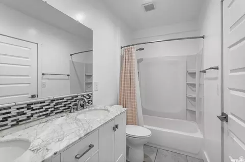 Bath - 169 N 410 E, Vineyard, UT 84059 photo 2 of 4