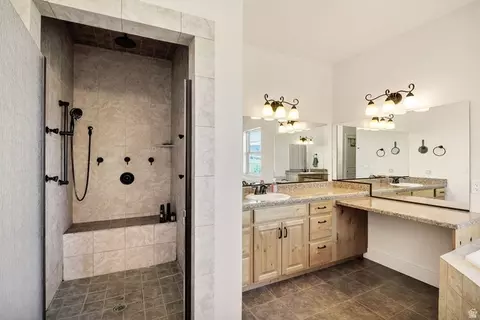 Bath - 2307 Maple Leaf Dr, Cove, UT 84320 photo 3 of 5