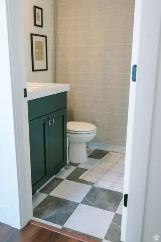 Bath - 4479 E Pine Hollow Dr, Eagle Mountain, UT 84005 photo 5 of 9