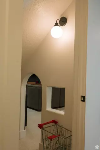 Entry Way - 4479 E Pine Hollow Dr, Eagle Mountain, UT 84005 photo 9 of 13