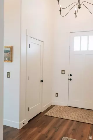 Entry Way - 4479 E Pine Hollow Dr, Eagle Mountain, UT 84005 photo 4 of 13