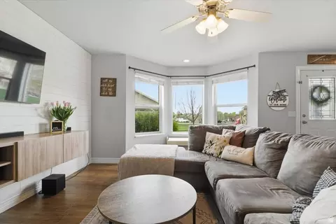 Living - 101 E 630 N #24, Smithfield, UT 84335 photo 1 of 1
