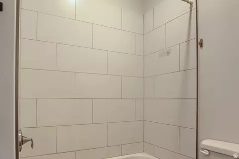 Bath - 1649 N 1320 E, Payson, UT 84651 photo 3 of 7