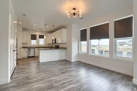 Living - 1649 N 1320 E, Payson, UT 84651 photo 6 of 9