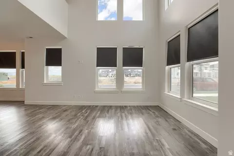 Living - 1649 N 1320 E, Payson, UT 84651 photo 3 of 9