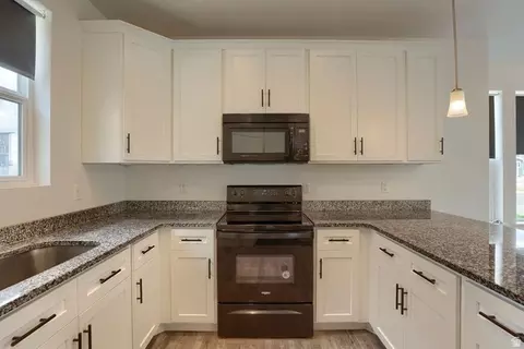 Kitchen - 1649 N 1320 E, Payson, UT 84651 photo 2 of 3