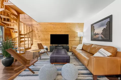 3525 N Arapaho Dr, Duck Creek Village, UT 84762