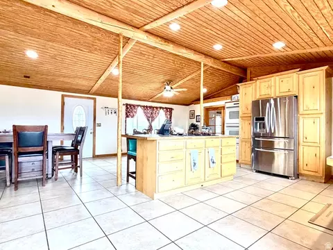 Kitchen - 8457 E 6000 N, Lapoint, UT 84039 photo 2 of 3