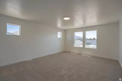 Bedroom - 2158 E Granite Ln, Eagle Mountain, UT 84005 photo 3 of 5