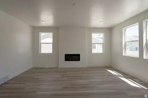 Living - 2158 E Granite Ln, Eagle Mountain, UT 84005 photo 3 of 3