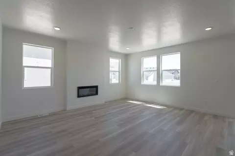 Living - 2158 E Granite Ln, Eagle Mountain, UT 84005 photo 2 of 3