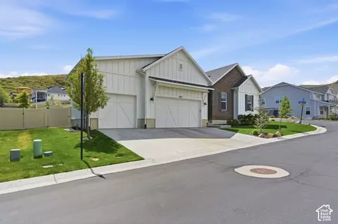 4821 W Juniper Bend Cir S, Herriman, UT 84096