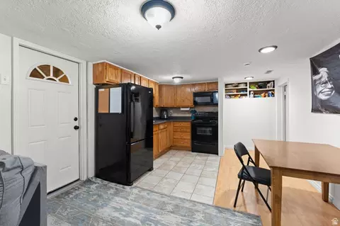 Kitchen - 6241 S 440 E, Murray, UT 84107 photo 3 of 5