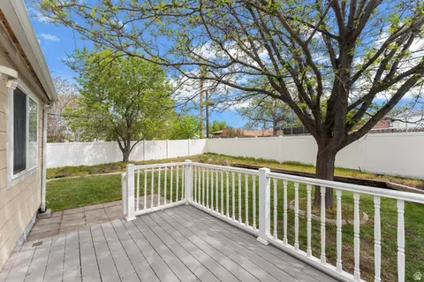 Exterior - 6241 S 440 E, Murray, UT 84107 photo 2 of 4