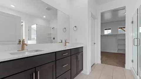 Bath - 4170 N 560 W #006, Erda, UT 84074 photo 2 of 4