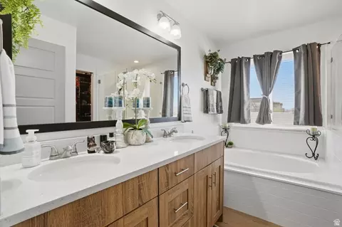 Bath - 2794 E Crimson Ct #118, Eagle Mountain, UT 84005 photo 2 of 2