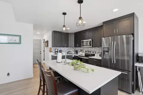 Kitchen - 2794 E Crimson Ct #118, Eagle Mountain, UT 84005 photo 1 of 3