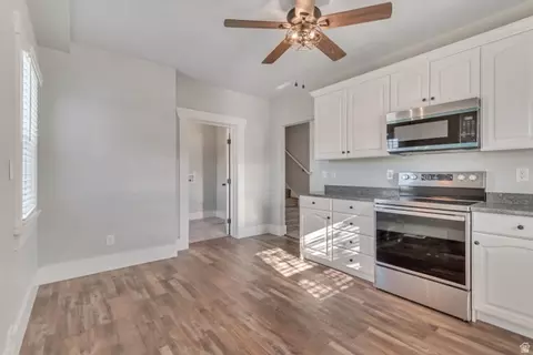 Entry Way - 40 E 400 S, Hyrum, UT 84319 photo 1 of 1