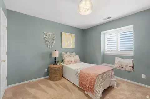 Bedroom - 2806 S Maple Cove Dr, Bountiful, UT 84010 photo 6 of 8