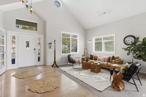 Entry Way - 2806 S Maple Cove Dr, Bountiful, UT 84010 photo 2 of 5