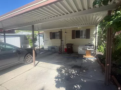 11309 Jordan Meadows Ln #199, Sandy, UT 84070