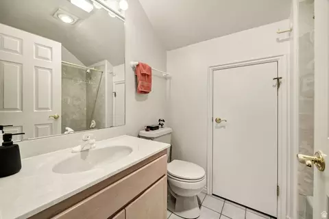 Bath - 1511 E 2050 N, North Logan, UT 84341 photo 3 of 9