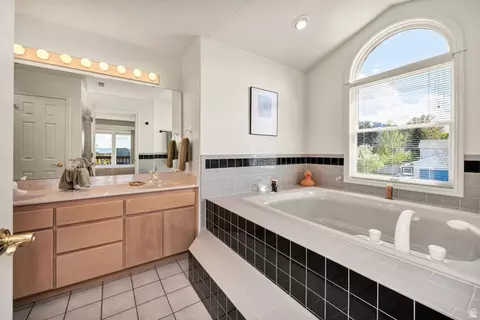 Bath - 1511 E 2050 N, North Logan, UT 84341 photo 6 of 9