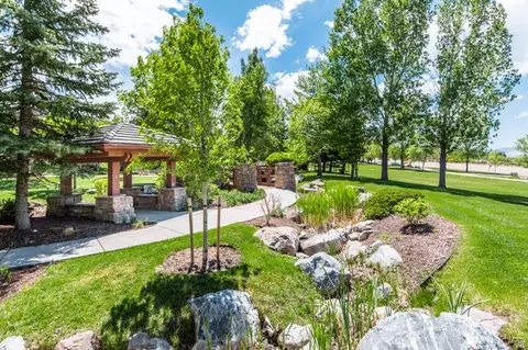 View/Area - 1873 E Oak Bend Dr, Draper, UT 84020 photo 4 of 5