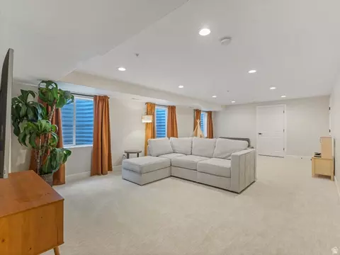 Other - 1873 E Oak Bend Dr, Draper, UT 84020 photo 3 of 12