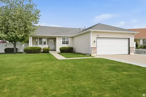 2190 W 1450 N, Layton, UT 84041