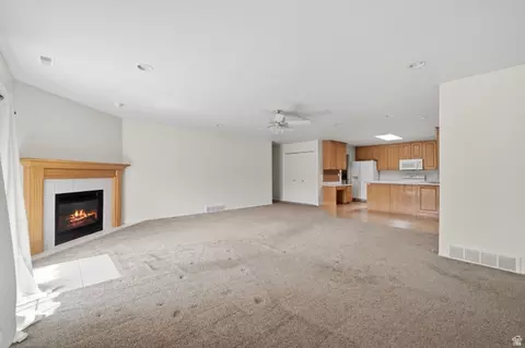 Living - 5145 S 350 E, Washington Terrace, UT 84405 photo 1 of 1