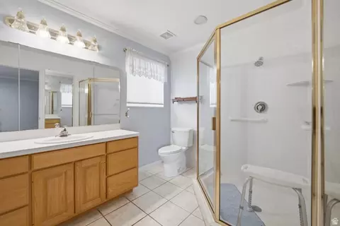 Bath - 5145 S 350 E, Washington Terrace, UT 84405 photo 1 of 2