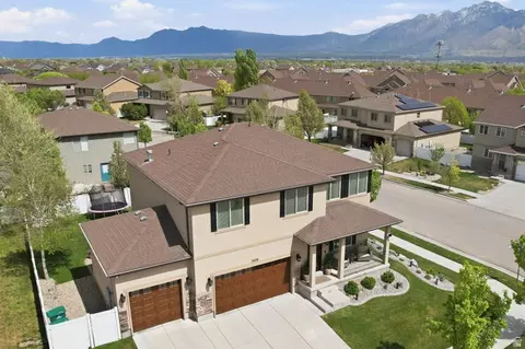3478 W Chambery Ln, Riverton, UT 84065