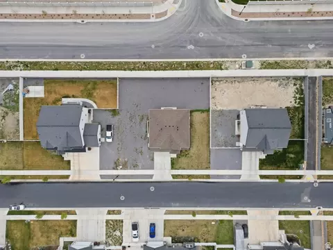 View/Area - 166 E Craner Peak Dr, Eagle Mountain, UT 84005 photo 2 of 2