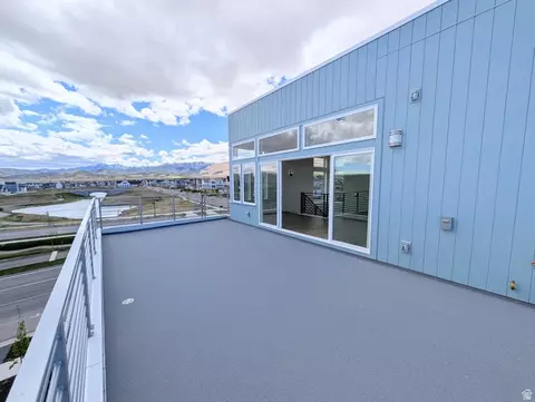 6818 W South Jordan Pkwy S #470, South Jordan, UT 84009