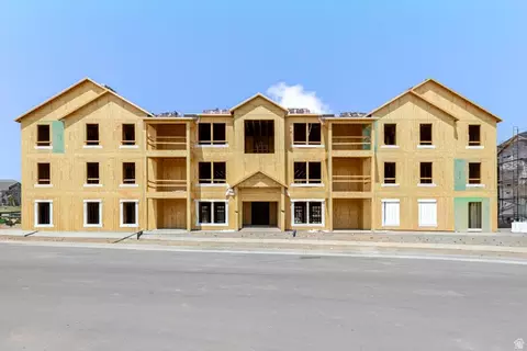 6687 W Twin Rocks Ln #E204, Herriman, UT 84096