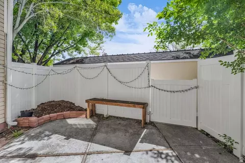 Exterior - 5304 S Ben Davis Park, Murray, UT 84123 photo 6 of 11